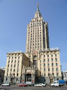 Здание гостиницы Ленинградской